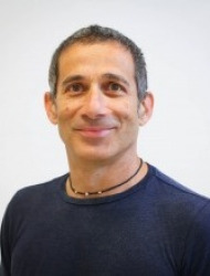 כ